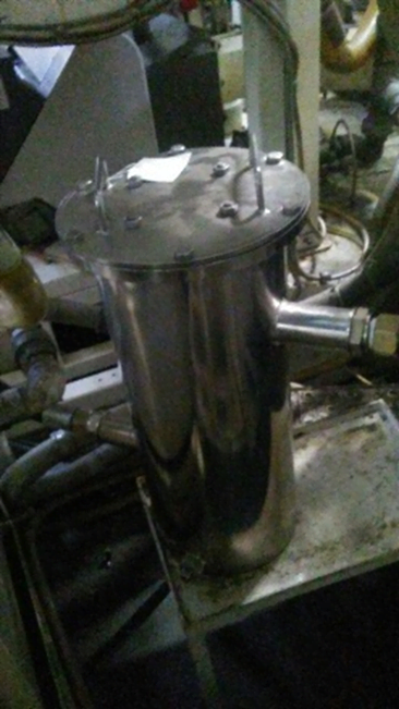 Magnetic filtration machine