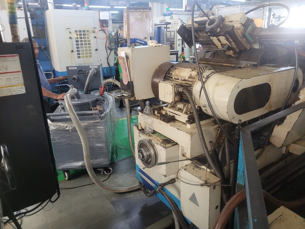Coolant Sump Cleaner for Centerless Grinding Machine
